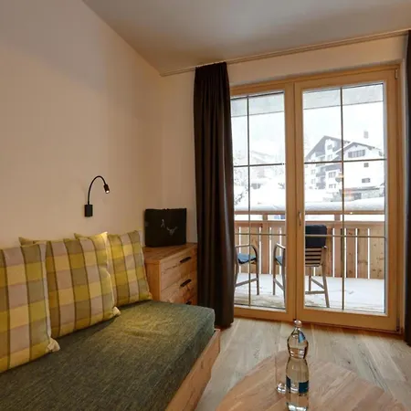 Chalet Snow Arlberg Ski * Sankt Anton am Arlberg